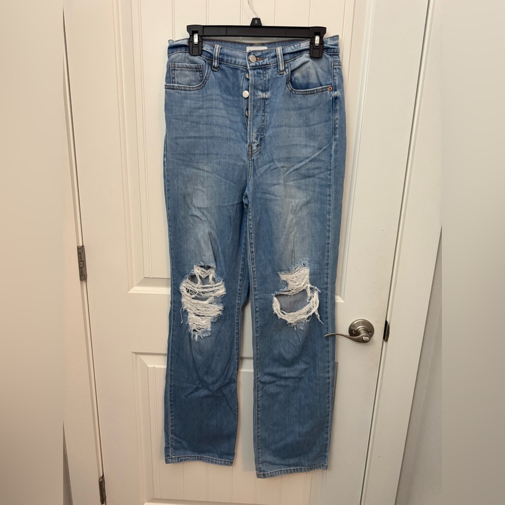 Women's Distressed Blue Jeans Cello size 7